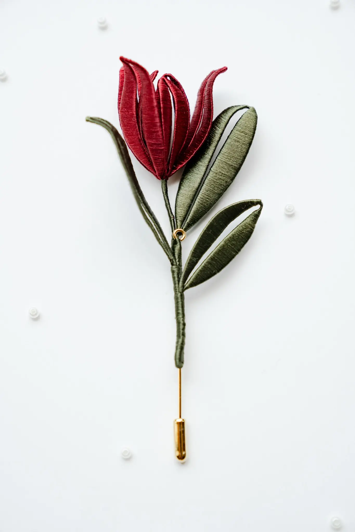 Tulip Brooch · 郁金香缠花胸针